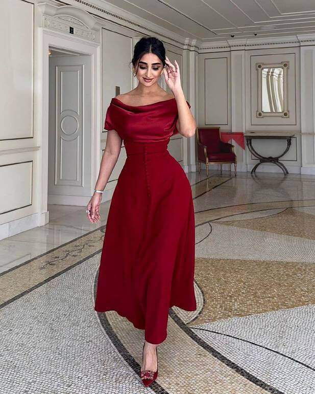 فستن كريب احمر
