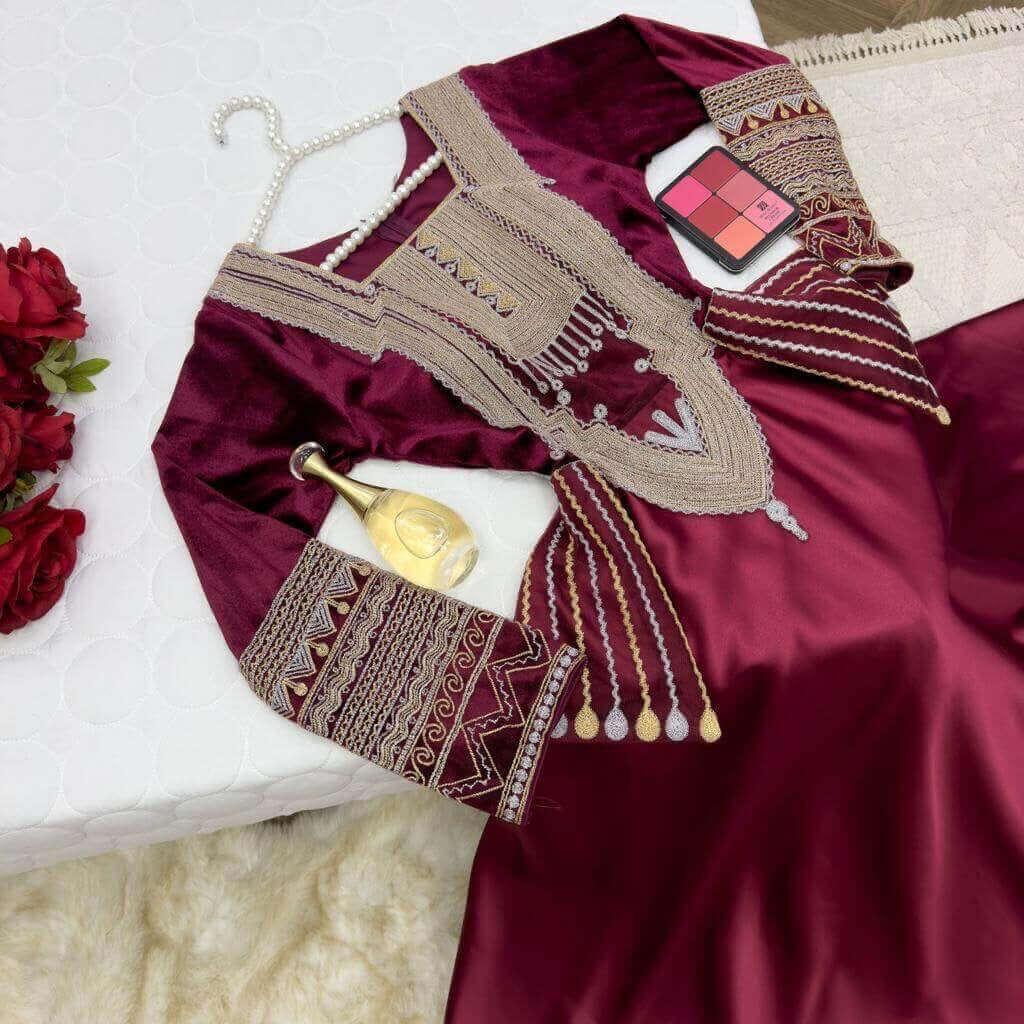 جلابيه عسيري تصميم جديد كحلي