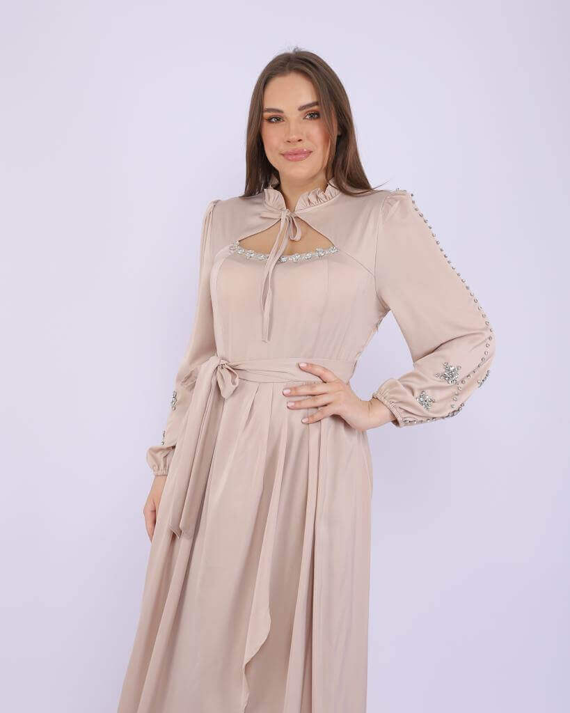 ⁨فستان ستان كسرات ⁩